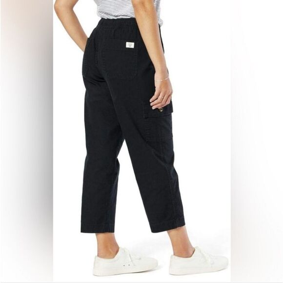NWT Signature Levi Strauss Breezy Crop. Casual. Comfort. Cropped - Picture 8 of 14